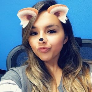 Meet your Posher, Carolina